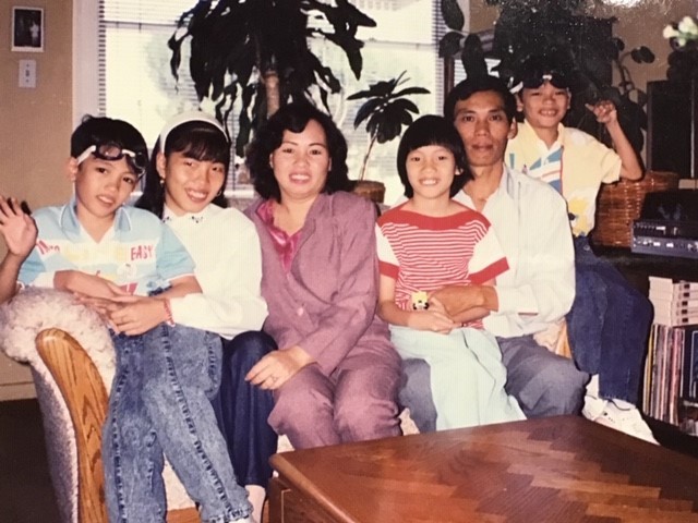Childhood photo of Dr. Janice Doan and her family.