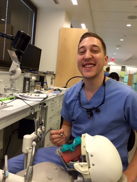 Student Spotlight at TheDailyFloss.com : Dr. Matt Dudek, pediatric dental resident, relates to his young patients at Temple University Hospital with a sense of fun and positivity.